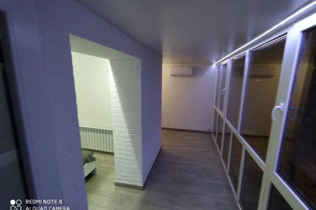Apartment для 4-х с двумя санузлами и балконом для курения Kyiv