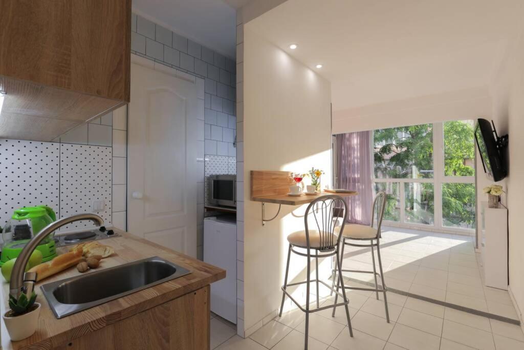 Apartment для 4-х с двумя санузлами и балконом для курения